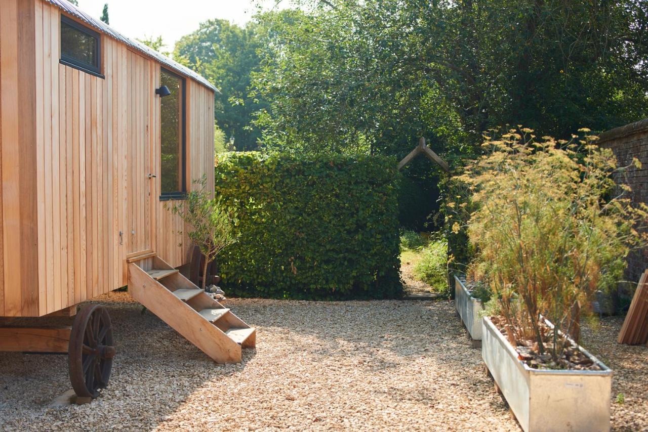 Вилла Hut64 Alderbury Экстерьер фото